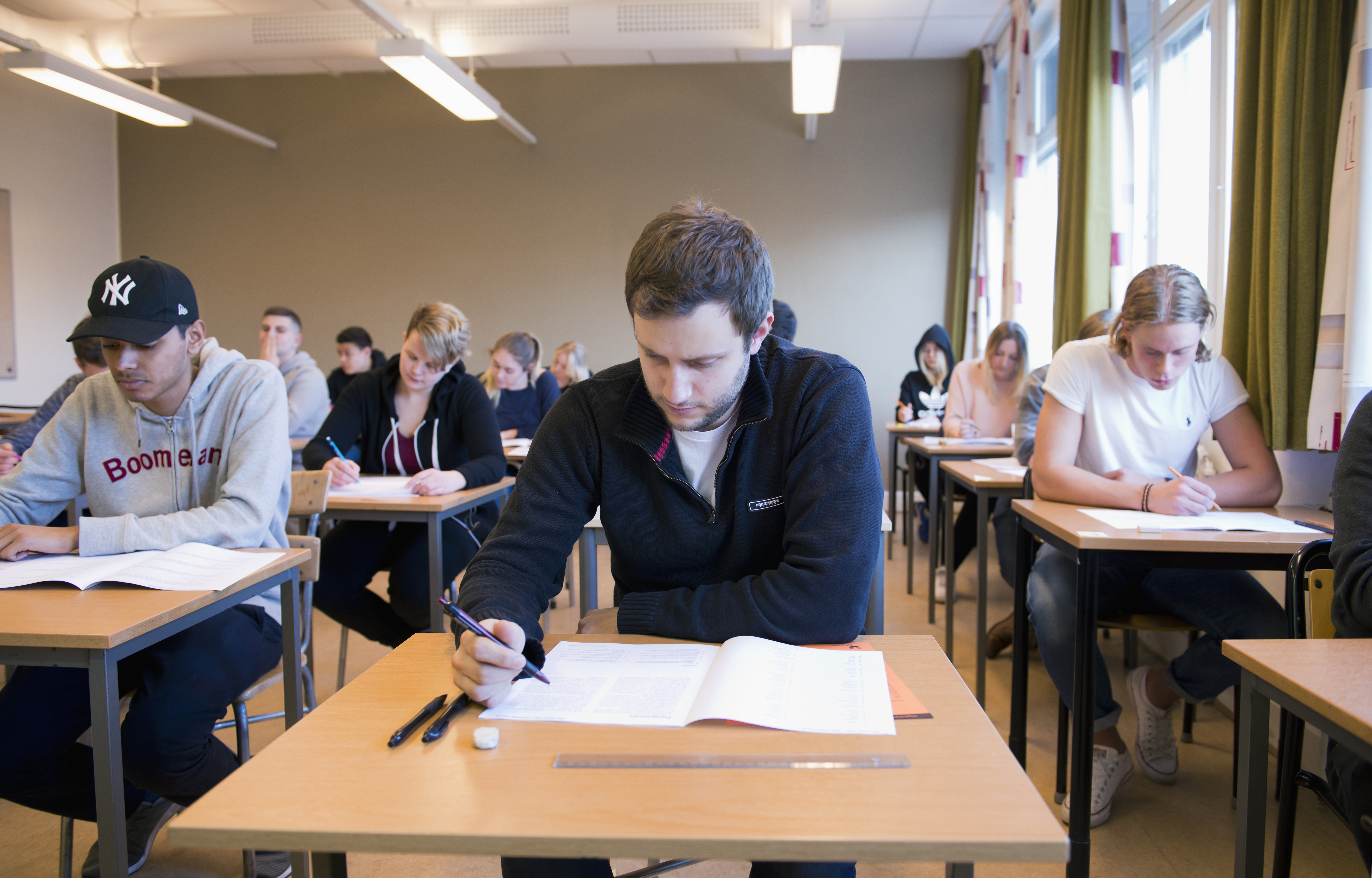 Anmäl dig till högskoleprovet innan 14 januari