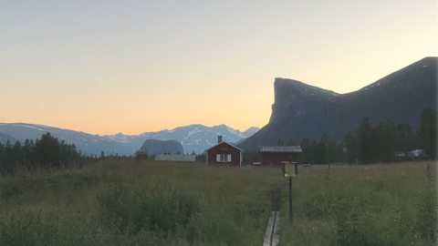 Slåtter i Aktse med Naturskyddsföreningen
