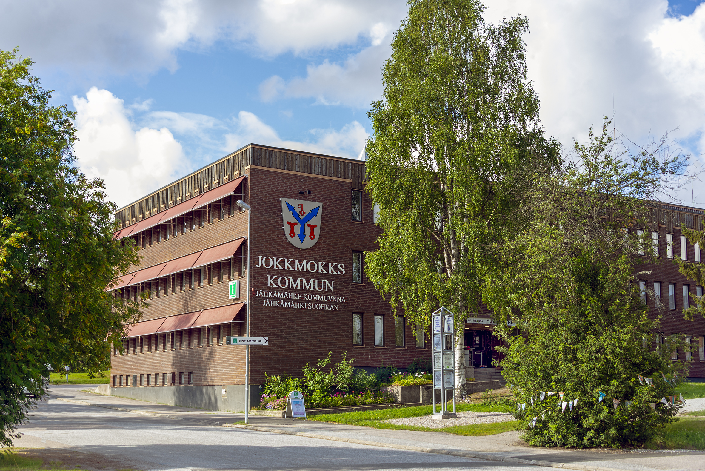 Ändrade öppettider vecka 25