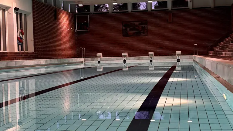 Allmänna badet stängt måndag 6 oktober