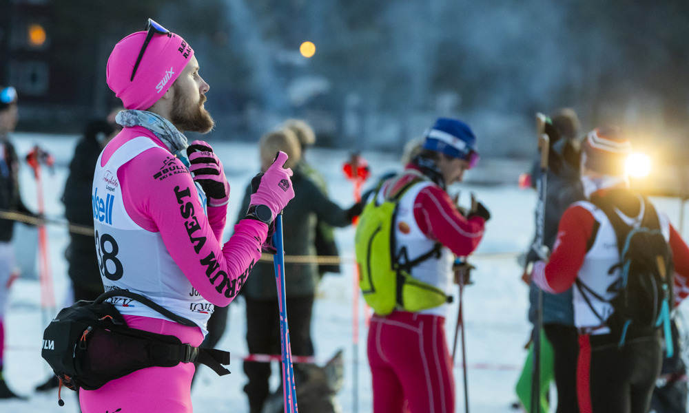 Gemensam snöskottning inför årets Nordenskiöldslopp